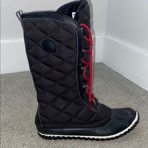 Sorel waterproof boots - black